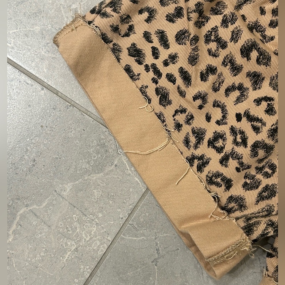 NWT Free People Printed Dogtown High Waist Shorts Cheetah Black Tan Size 24 - Picture 5 of 14